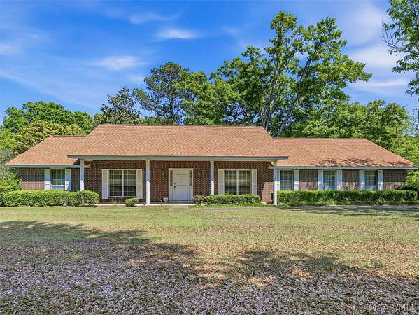 1.72 Acres of Land with Home for Sale in Wetumpka, Alabama