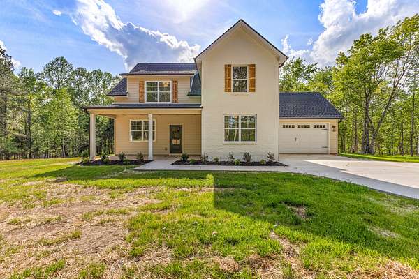 1.74 Acres of Land with Home for Sale in Dickson, Tennessee