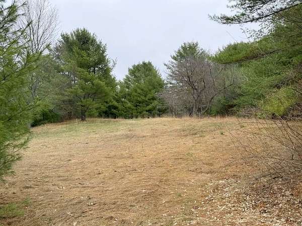 0.51 Acres of Residential Land for Sale in Farmington, Maine