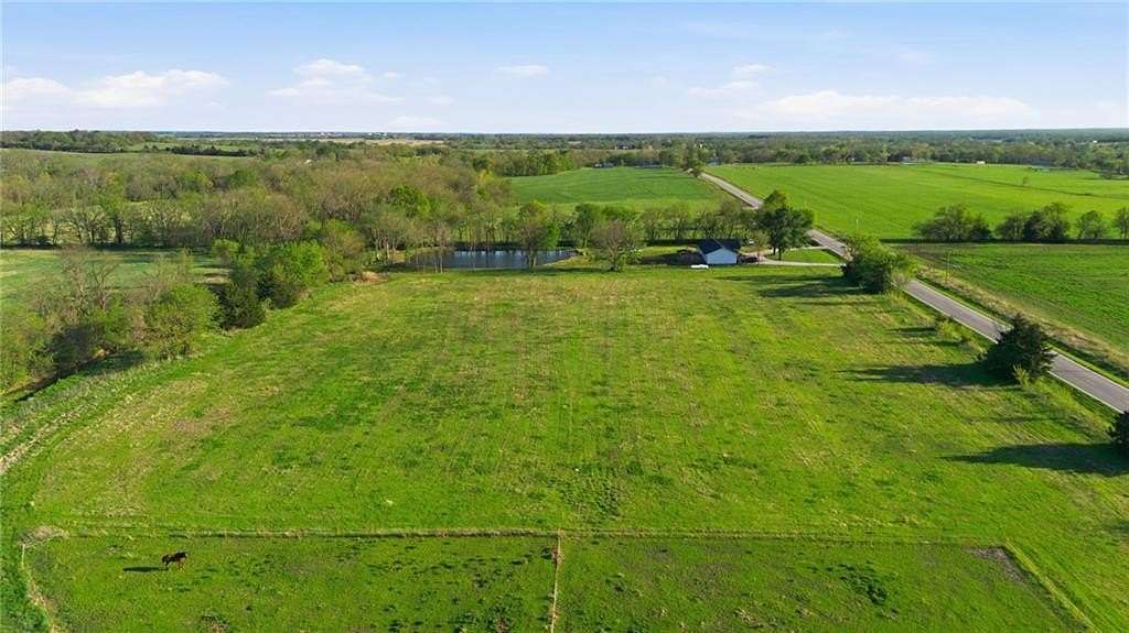 4.77 Acres of Residential Land for Sale in Paola, Kansas