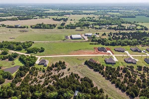 1.3 Acres of Residential Land for Sale in Guthrie, Oklahoma