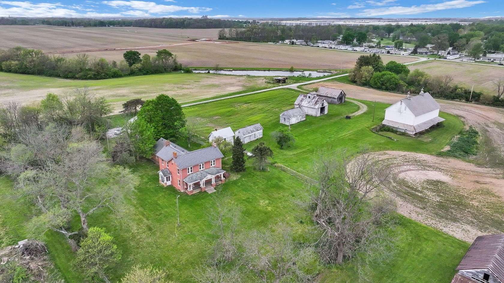 9.42 Acres of Land with Home for Sale in Ashville, Ohio