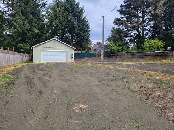 0.32 Acres of Residential Land for Sale in Barview, Oregon