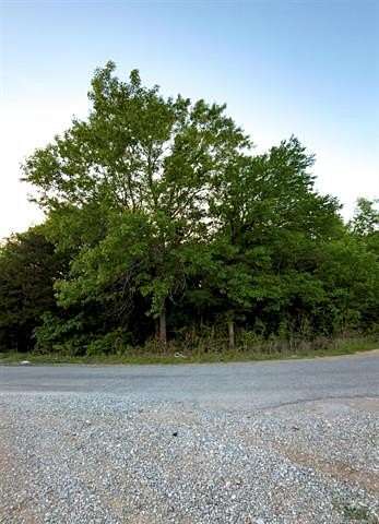 2.3 Acres of Residential Land for Sale in Hendrix, Oklahoma
