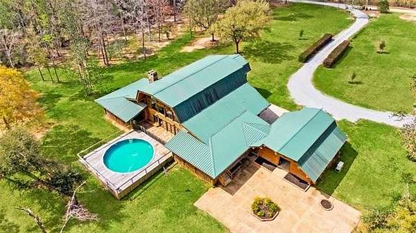 18 Acres of Land with Home for Sale in Kiln, Mississippi