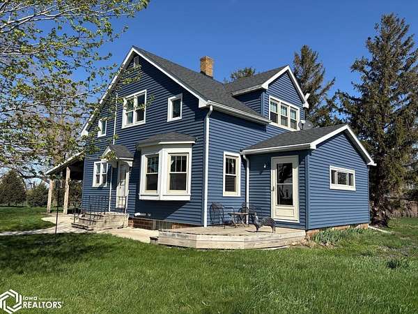 5 Acres of Land with Home for Sale in Iowa Falls, Iowa