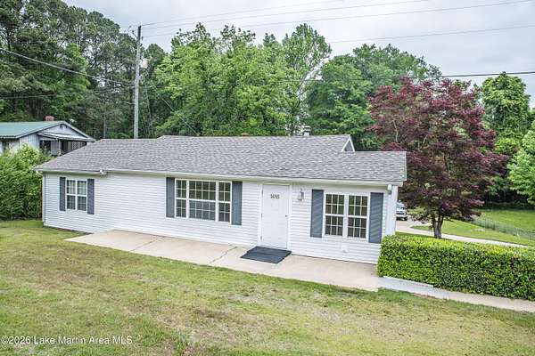 13 Acres of Land with Home for Sale in Alexander City, Alabama