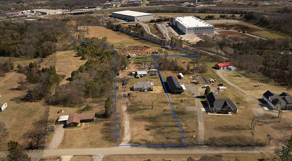 9.2 Acres of Land with Home for Sale in Mount Juliet, Tennessee