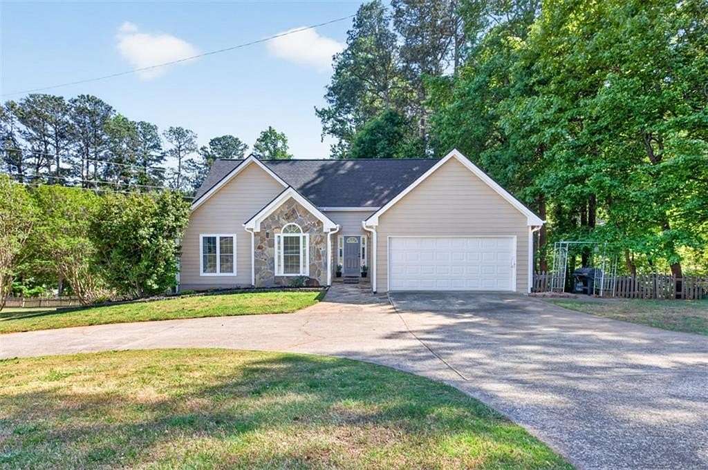2.14 Acres of Land with Home for Sale in Gainesville, Georgia