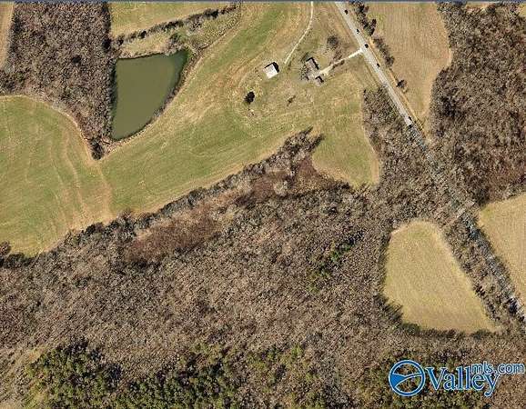 17.5 Acres of Land for Sale in Ardmore, Alabama