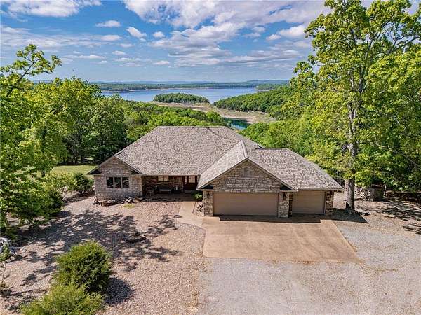 3.75 Acres of Land with Home for Sale in Mountain Home, Arkansas