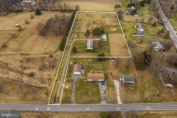 4.9 Acres of Land with Home for Sale in Cochranville, Pennsylvania