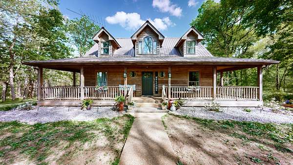 16.1 Acres of Land with Home for Sale in Lebanon, Tennessee