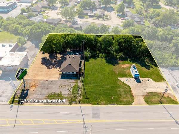 1.56 Acres of Improved Mixed-Use Land for Sale in Del City, Oklahoma