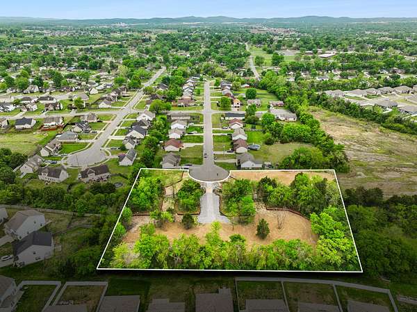 2 Acres of Residential Land for Sale in Lebanon, Tennessee