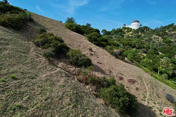 2.64 Acres of Residential Land for Sale in Los Angeles, California