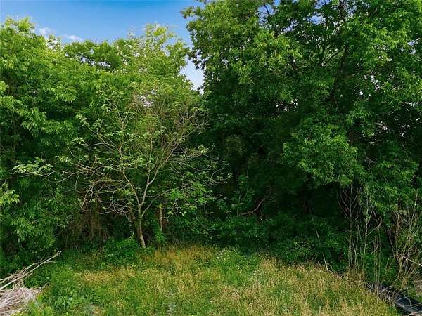 1 Acre of Residential Land for Sale in Chilton, Texas
