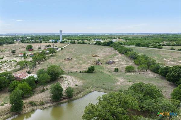 29.7 Acres of Agricultural & Residential Land for Sale in Lockhart, Texas