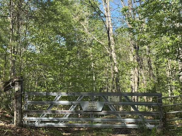 108 Acres of Recreational Land for Sale in London, Kentucky