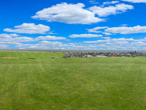 80 Acres of Land for Sale in Esparto, California