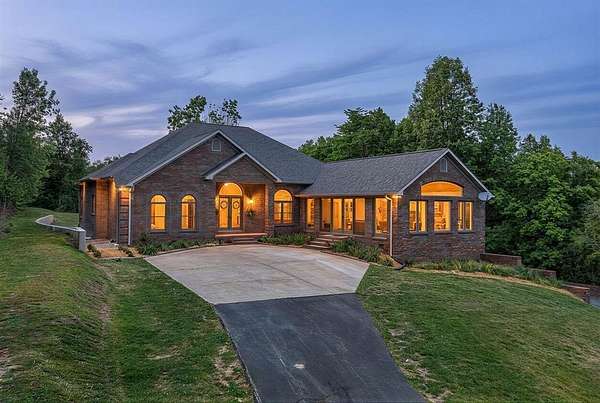 100 Acres of Recreational Land with Home for Sale in Gainesboro, Tennessee