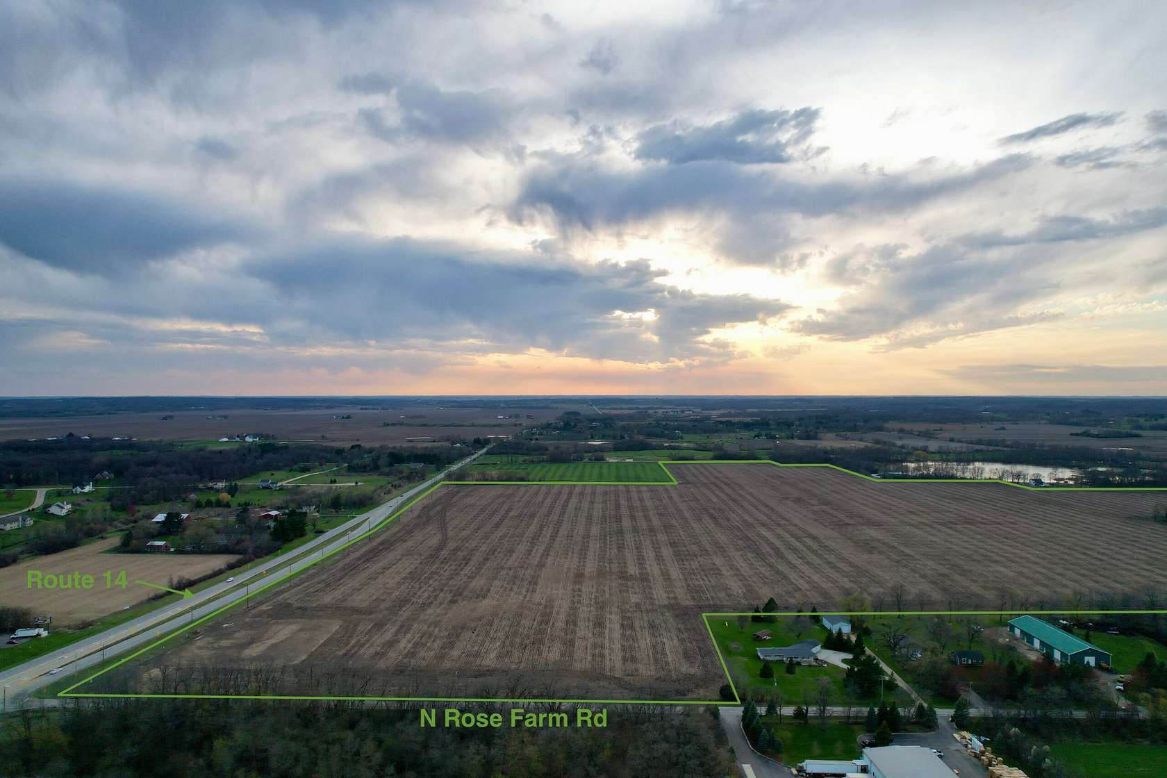 174 Acres of Land for Sale in Woodstock, Illinois