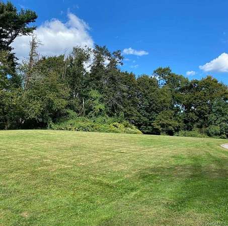 1.83 Acres of Residential Land for Sale in Glen Cove, New York
