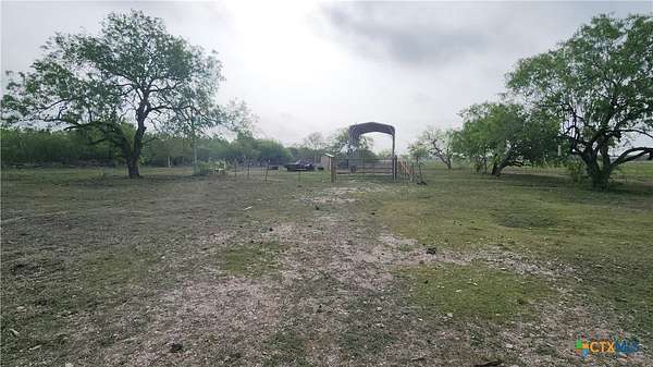 19.4 Acres of Land for Sale in Victoria, Texas