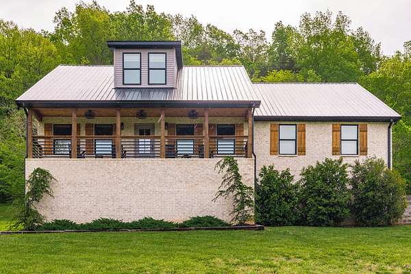 5 Acres of Land with Home for Sale in Gallatin, Tennessee