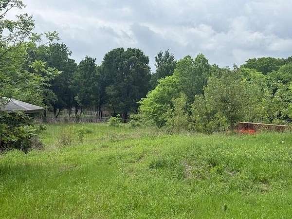 1.78 Acres of Land for Sale in Robinson, Texas