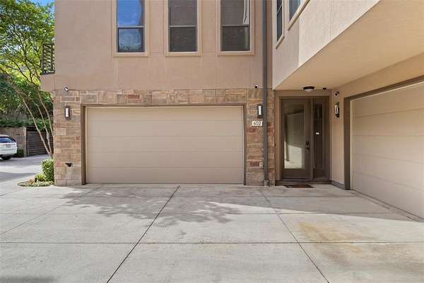 1.83 Acres of Land with Home for Sale in Dallas, Texas