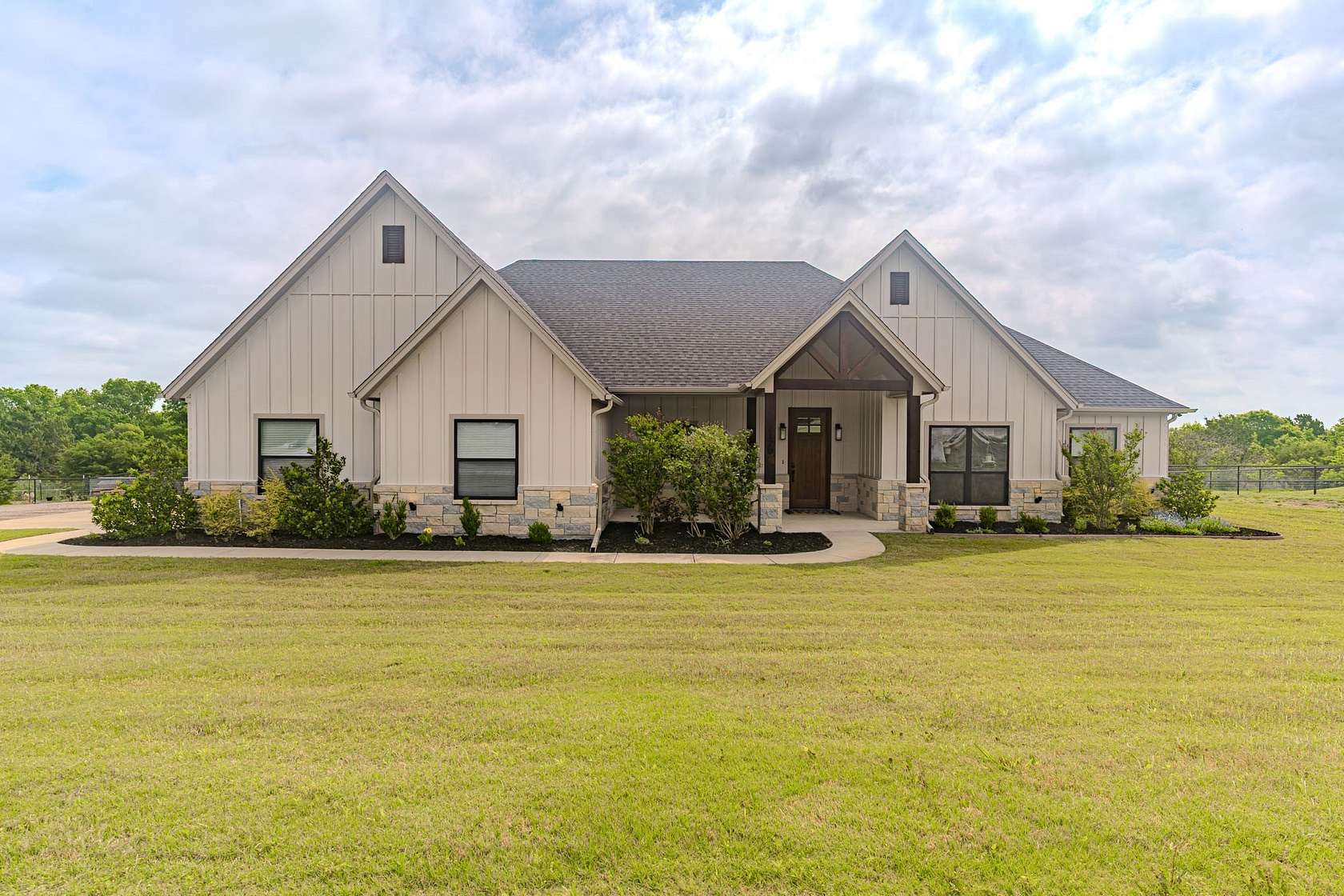 2 Acres of Land with Home for Sale in Weatherford, Texas