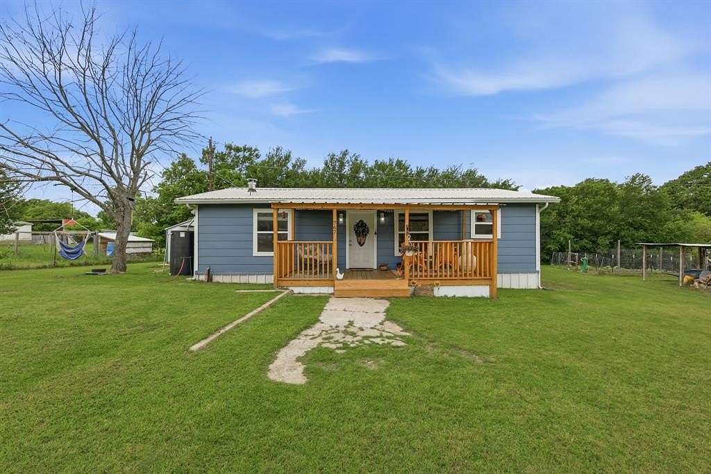 1.56 Acres of Land with Home for Sale in Reno, Texas