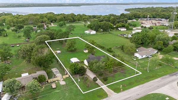 1.5 Acres of Land with Home for Sale in Princeton, Texas