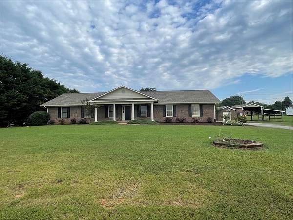 2 Acres of Land with Home for Lease in Cumming, Georgia