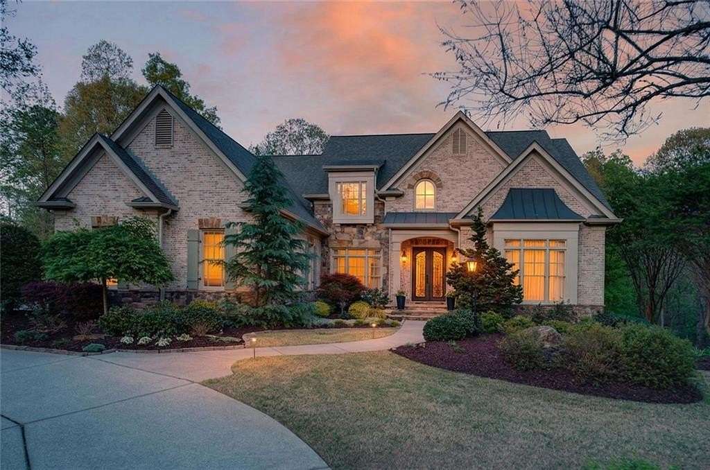 2.8 Acres of Land with Home for Sale in Roswell, Georgia