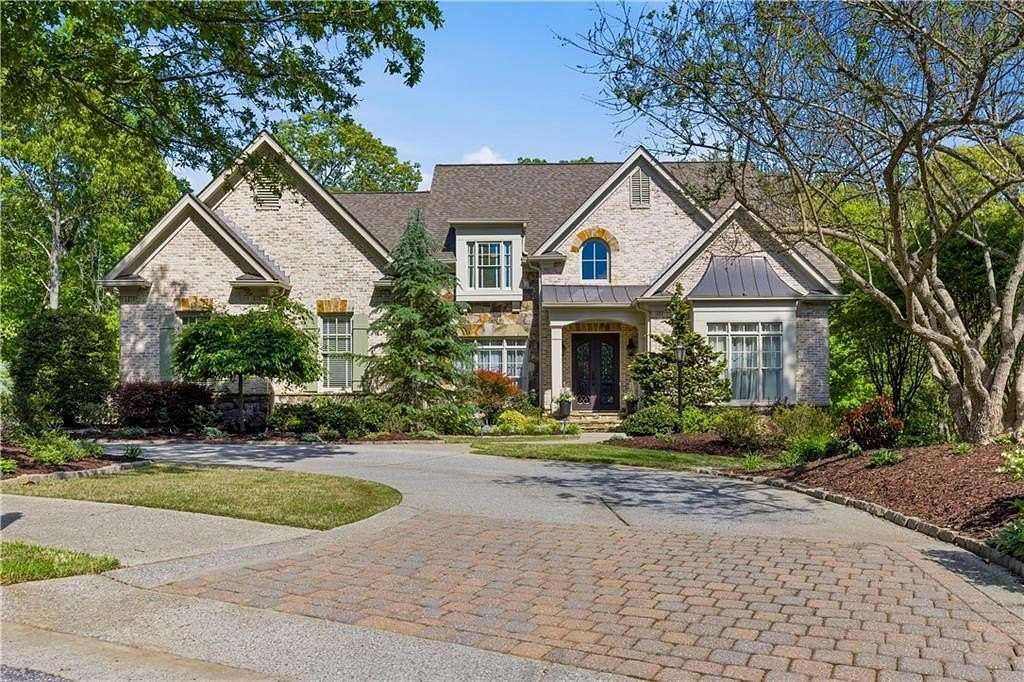 2.8 Acres of Land with Home for Sale in Roswell, Georgia
