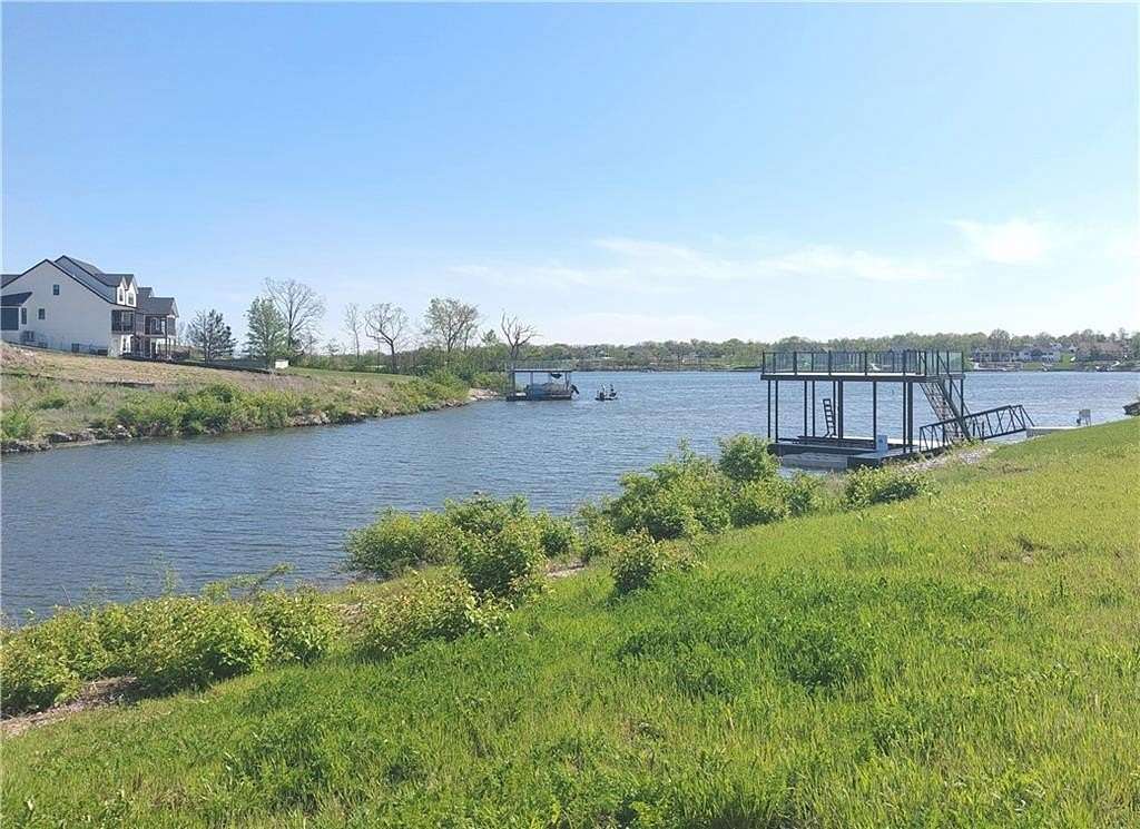 0.35 Acres of Residential Land for Sale in Lake Winnebago, Missouri