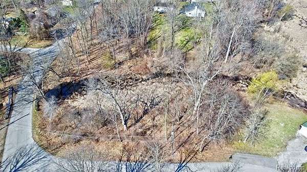 0.06 Acres of Residential Land for Sale in Commerce Township, Michigan