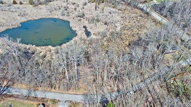 0.3 Acres of Residential Land for Sale in Commerce Township, Michigan