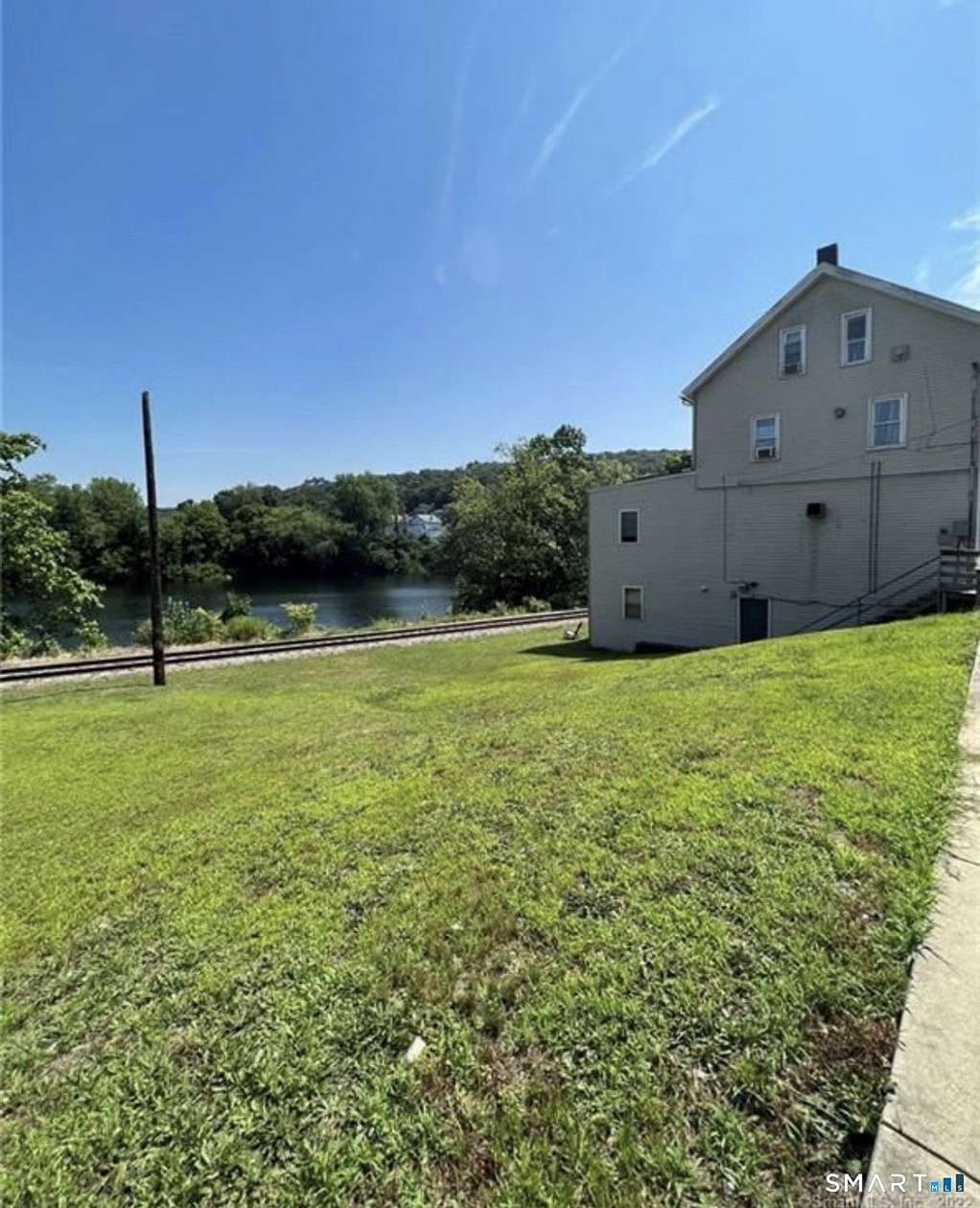 0.08 Acres of Mixed-Use Land for Sale in Norwich, Connecticut