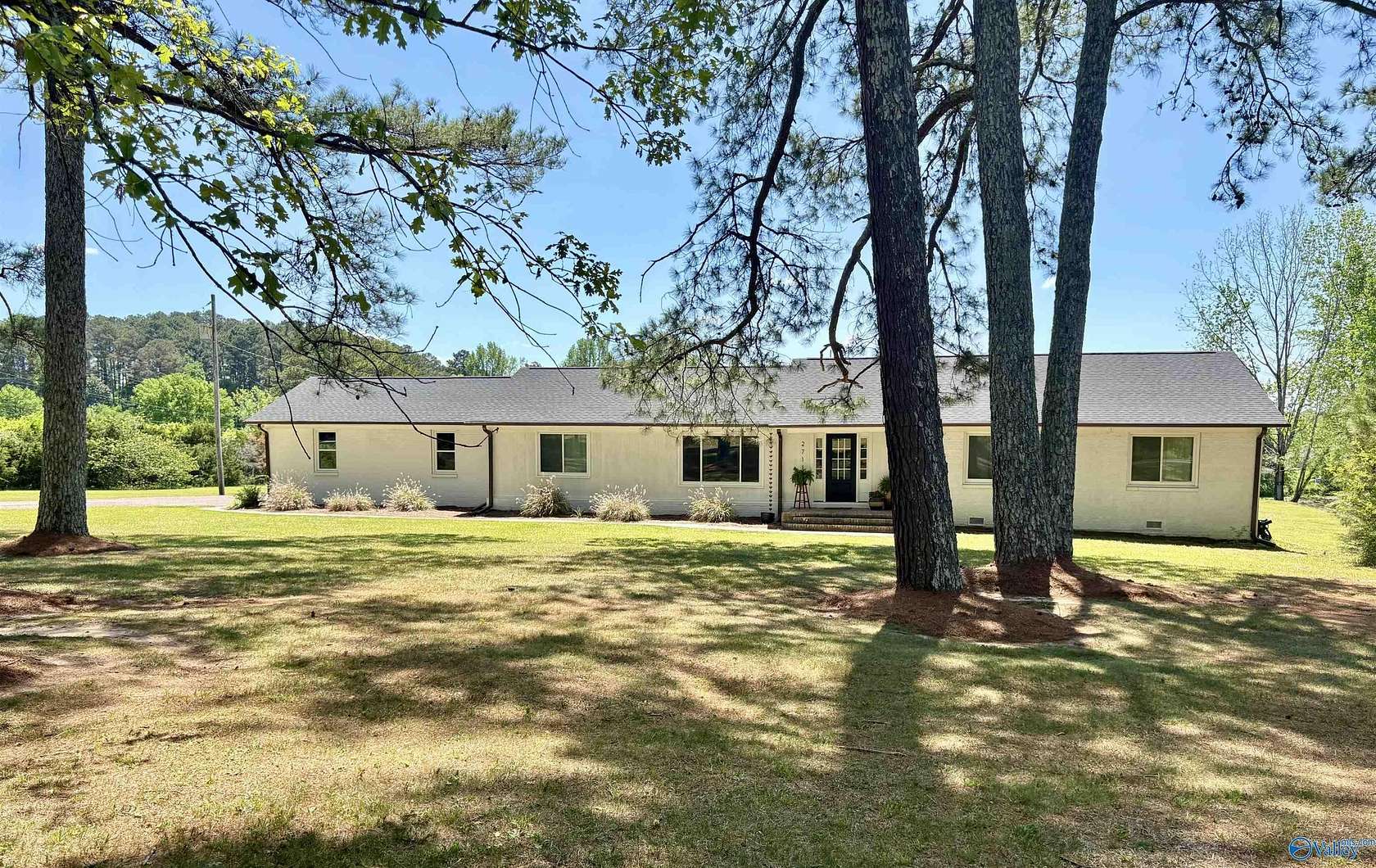 3 Acres of Land with Home for Sale in Decatur, Alabama