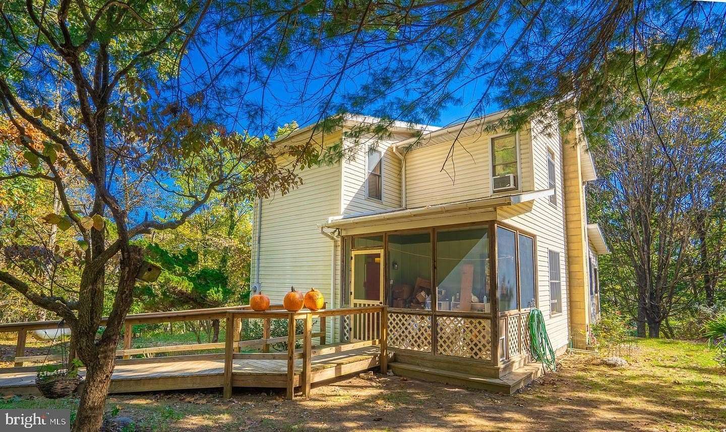 7 Acres of Land with Home for Sale in Berkeley Springs, West Virginia