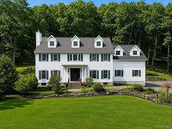 59.2 Acres of Recreational Land with Home for Sale in Putnam Valley, New York