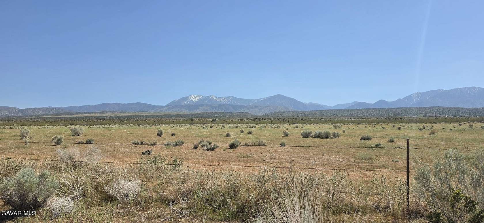 2.5 Acres of Mixed-Use Land for Sale in Llano, California