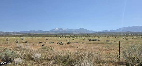2.5 Acres of Mixed-Use Land for Sale in Llano, California