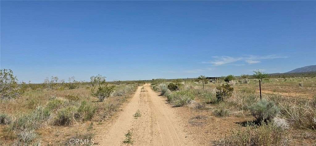 2.5 Acres of Mixed-Use Land for Sale in Llano, California