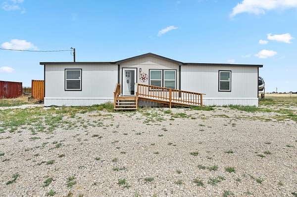 10 Acres of Land with Home for Sale in Abernathy, Texas