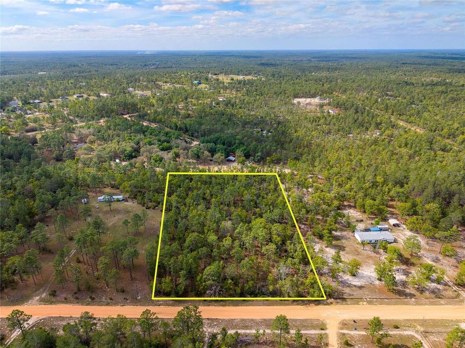 5 Acres of Residential Land for Sale in Hawthorne, Florida