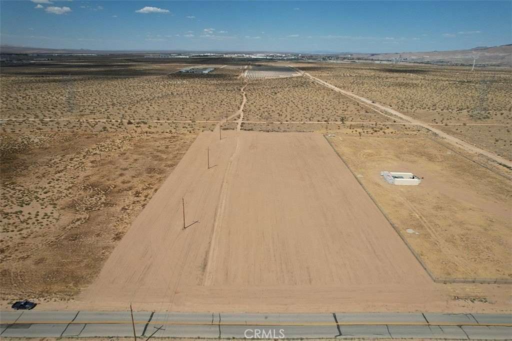 4.67 Acres of Commercial Land for Sale in Adelanto, California